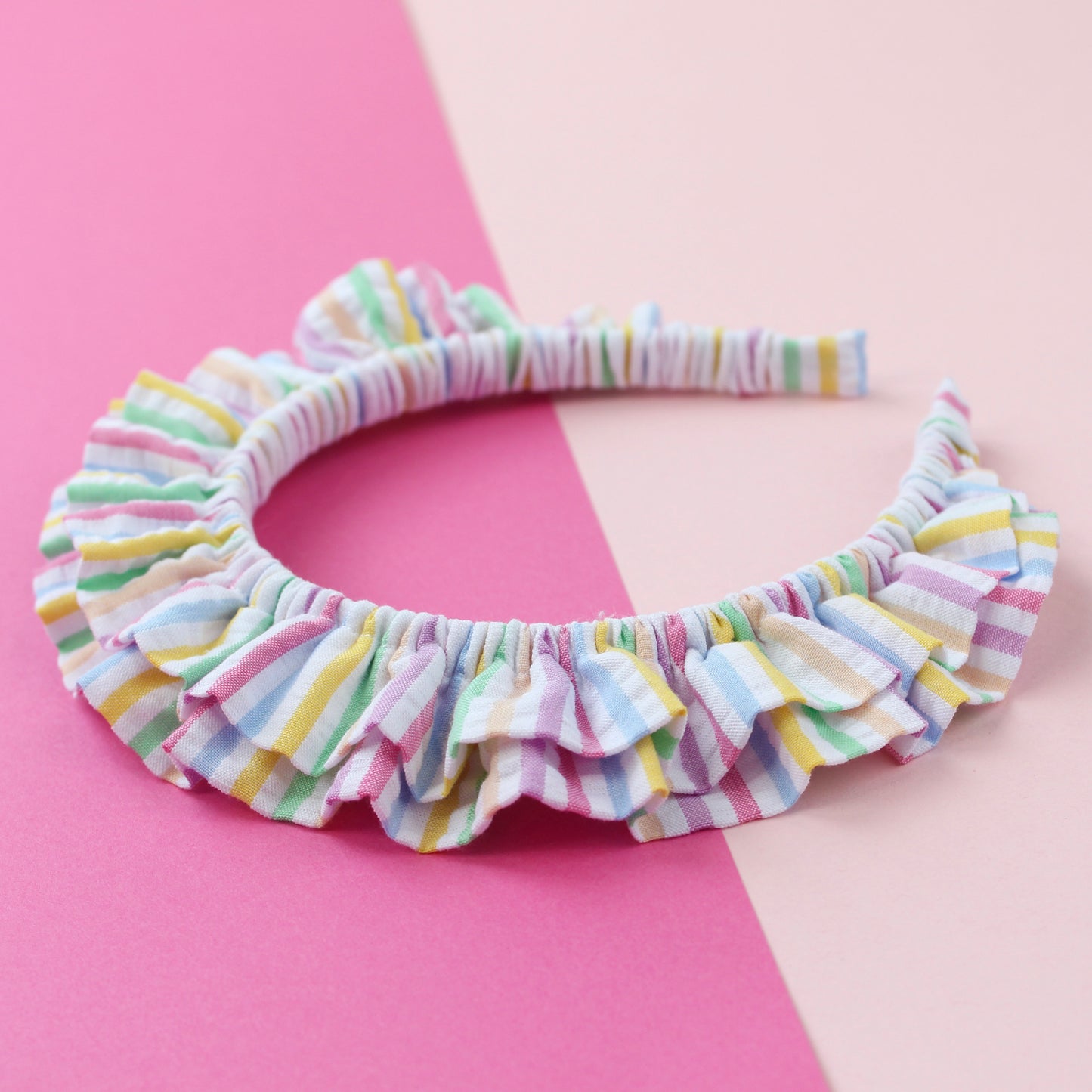 Cosy Rainbow - Large double Ruffle