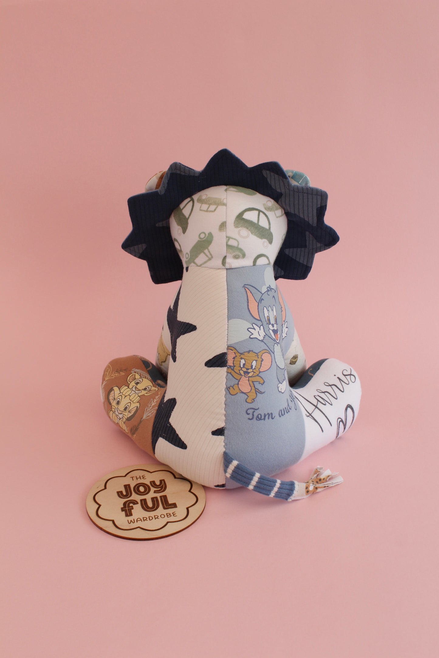Memory Lion Keepsake (Baby/Childs Clothing)