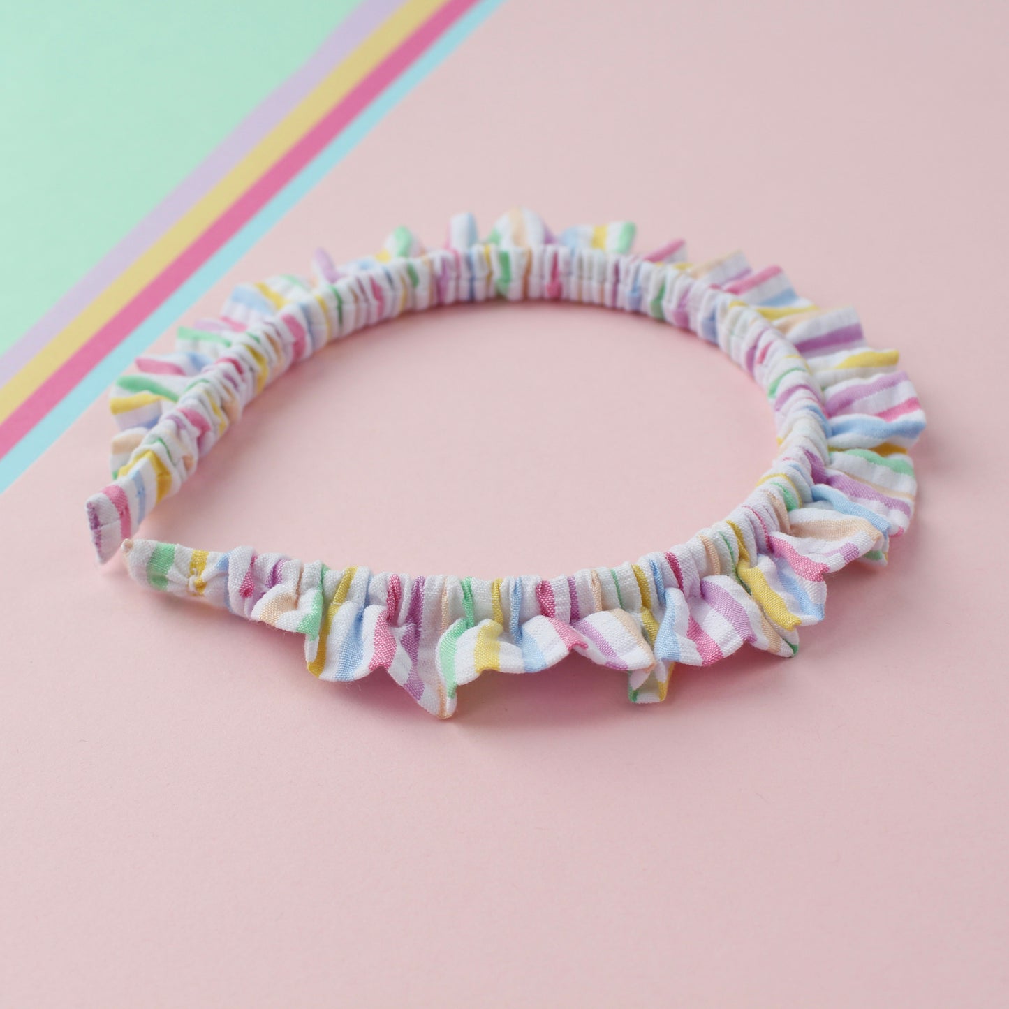 Cosy Rainbow - Single Ruffle